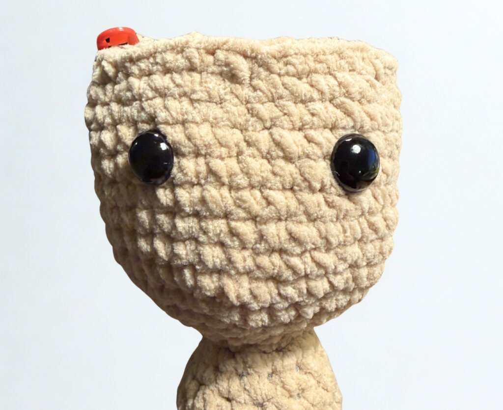 Crochet chenille mermaid Free pattern Eyes